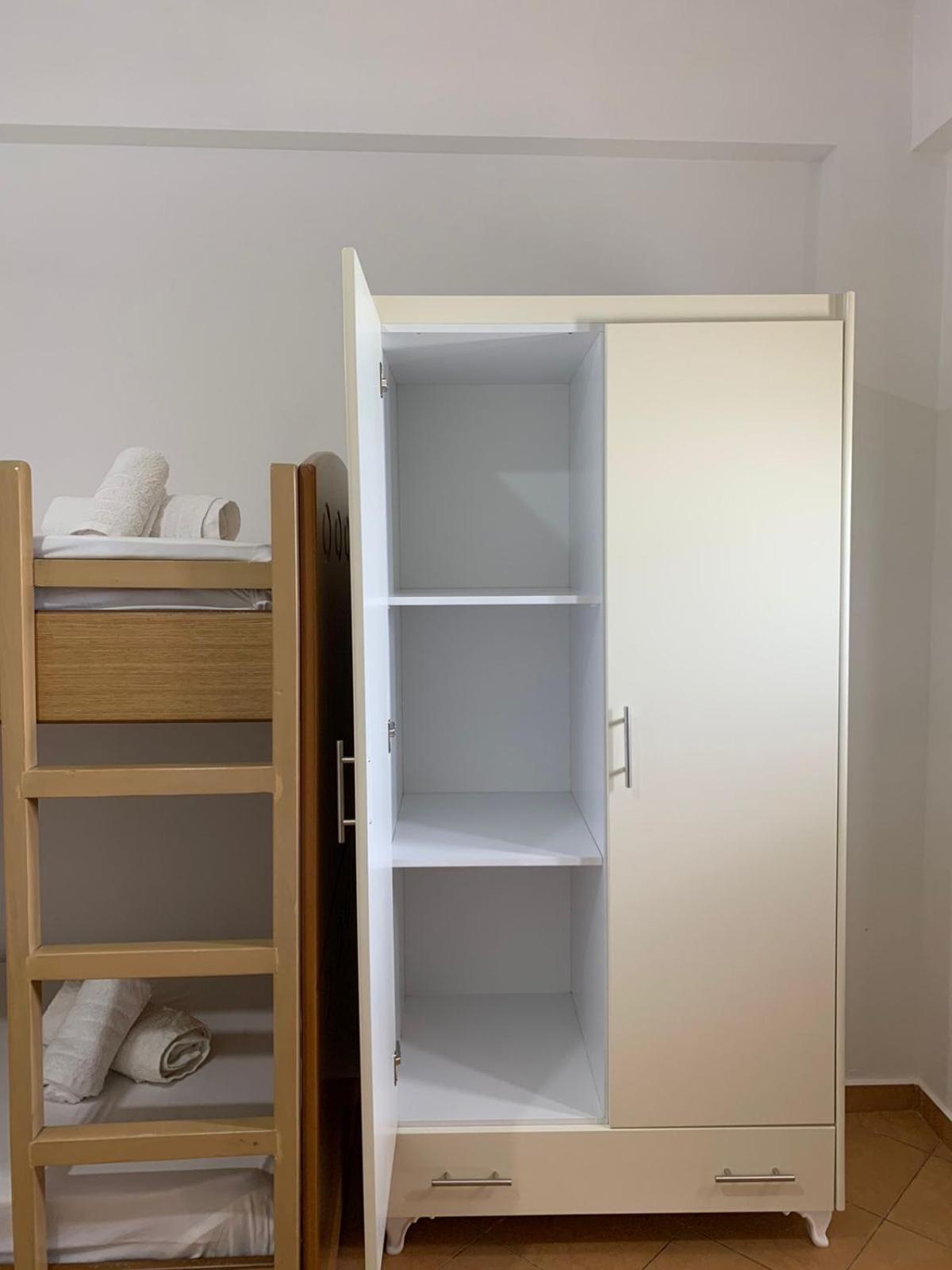 Sea La Vie Anesti Apartment Borsh Ngoại thất bức ảnh